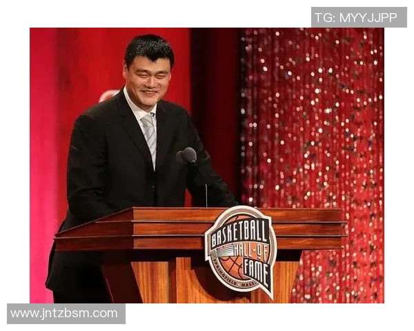姚明在2008年德国篮球赛场上的辉煌表现与传奇故事回顾